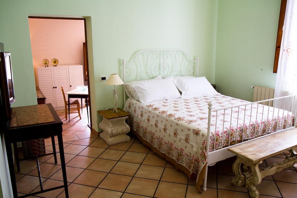 B&B Il Ramaiolo Santa Maria a Monte Δωμάτιο φωτογραφία